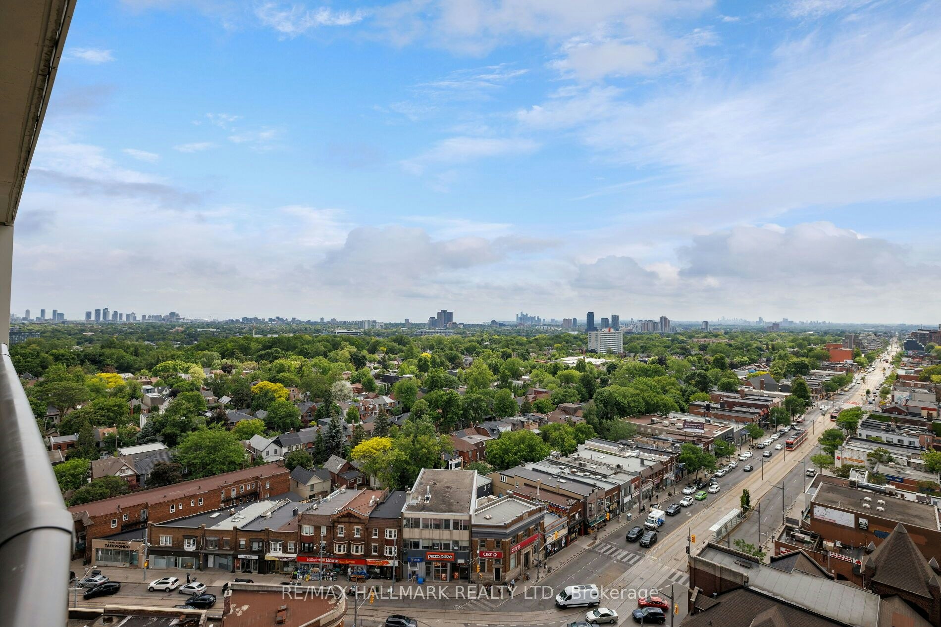 1401-530 St Clair Avenue W, Toronto, ON, M6C 0A2