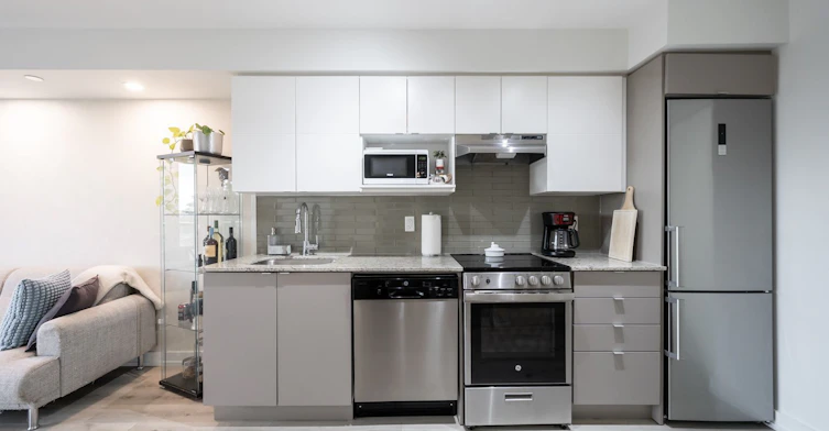 412-120 Varna Drive, Toronto, ON, M6A 0B3 - 29