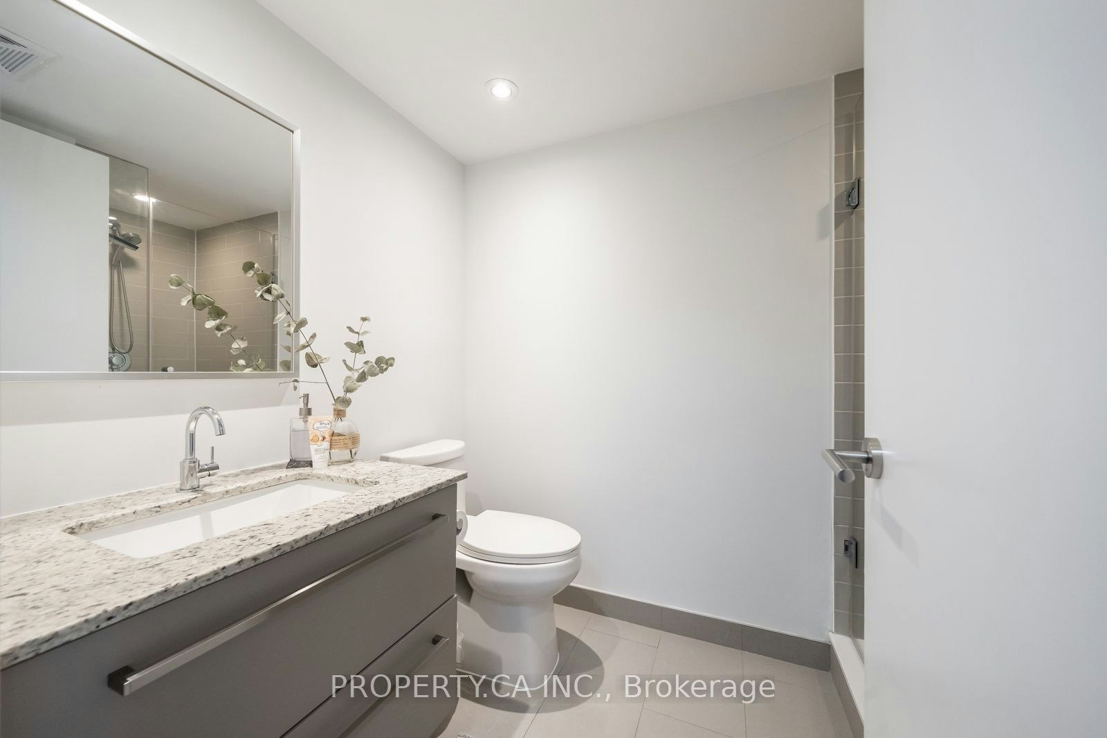 412-120 Varna Drive, Toronto, ON, M6A 0B3 - 13