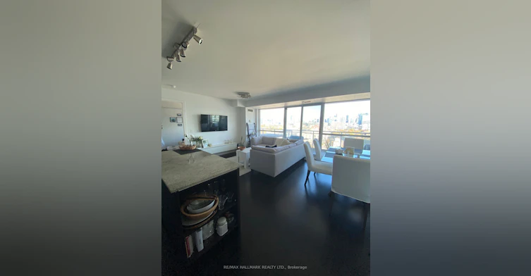 1807-80 Western Battery Road, Toronto, ON, M6K 3S1 - 4