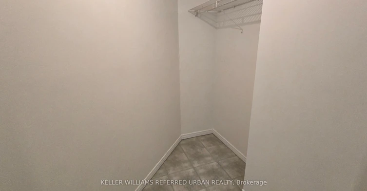 611-7 Bishop Avenue, Toronto, ON, M2M 4J4 - 4