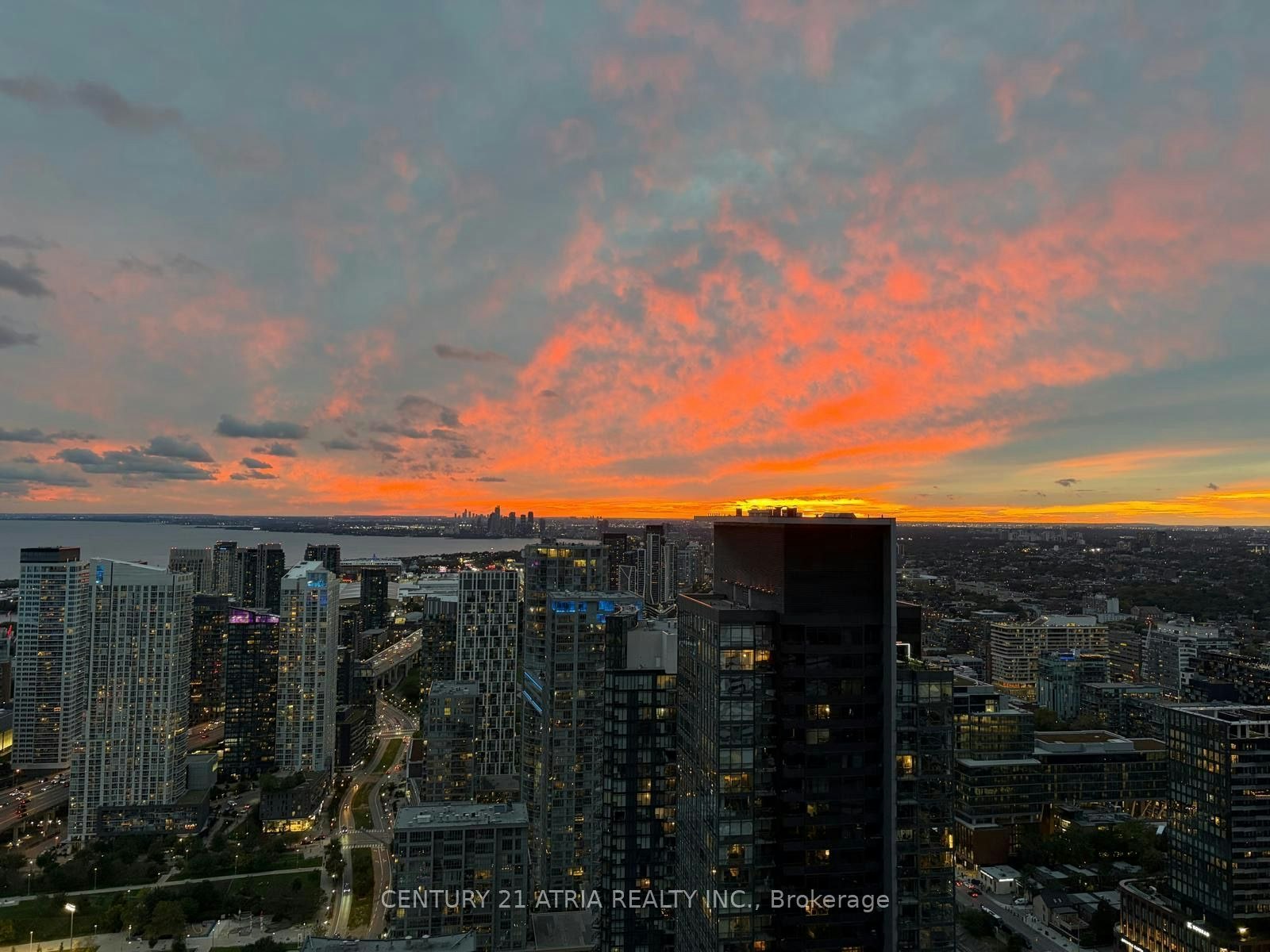 5515-3 Concord Cityplace Way, Toronto, ON, M5V 0X4 - 18