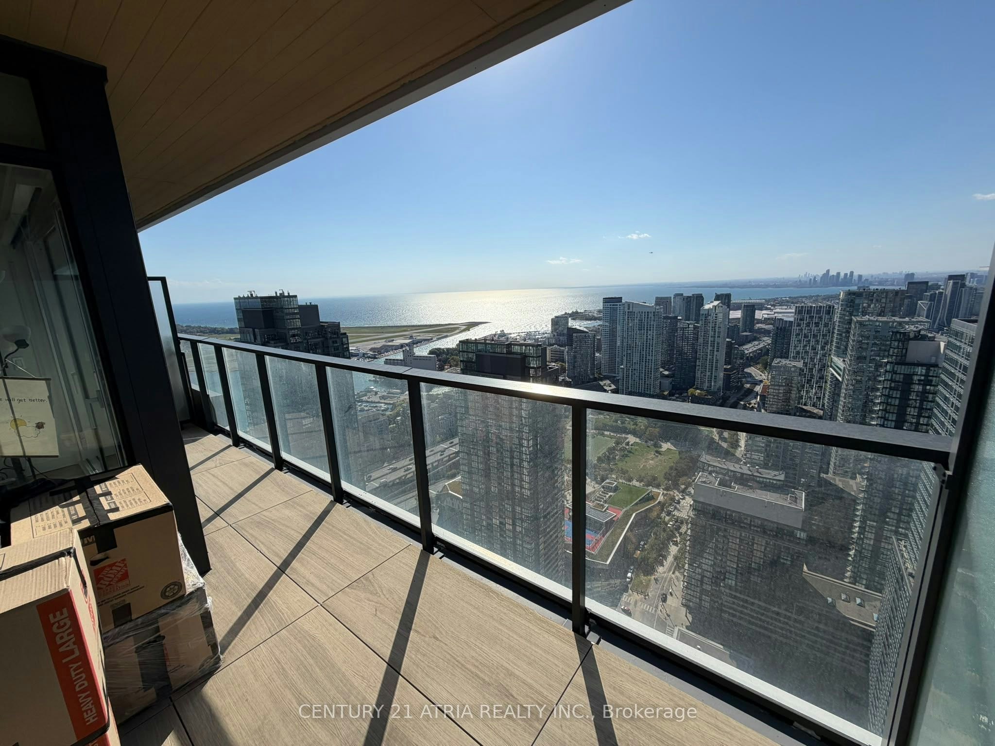 5515-3 Concord Cityplace Way, Toronto, ON, M5V 0X4 - 14