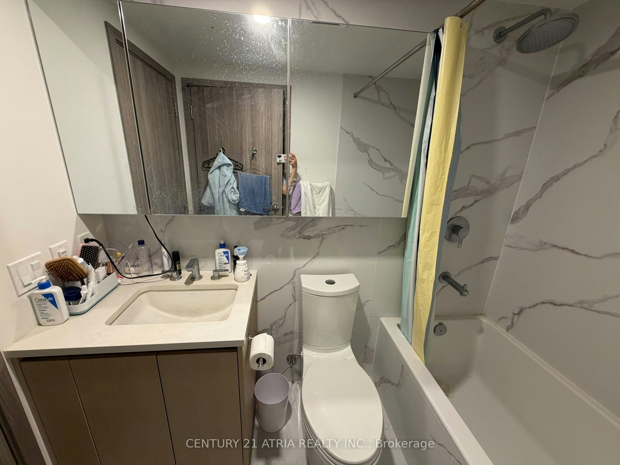 5515-3 Concord Cityplace Way, Toronto, ON, M5V 0X4 - 11