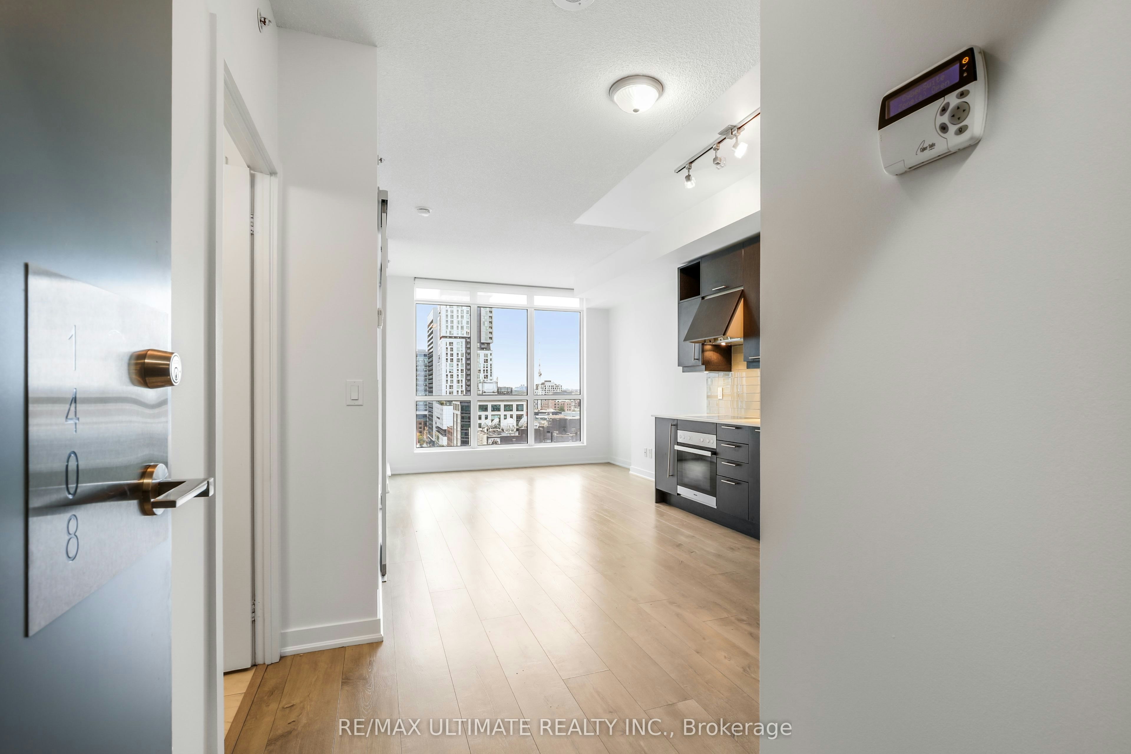 1408-199 Richmond Street W, Toronto, ON, M5V 0H4 - 18