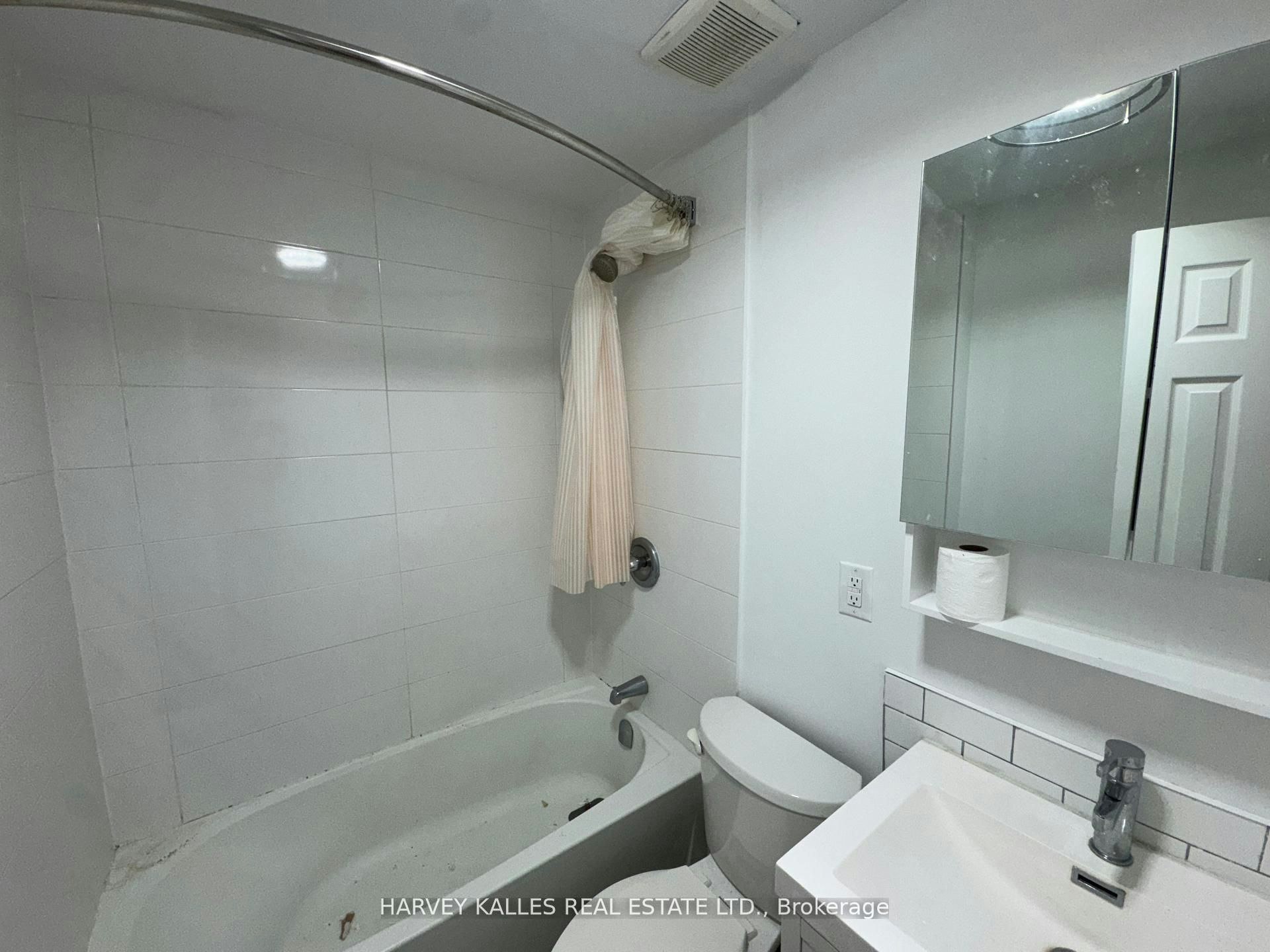201-399 Dupont Street, Toronto, ON, M5R 1W3 - 6