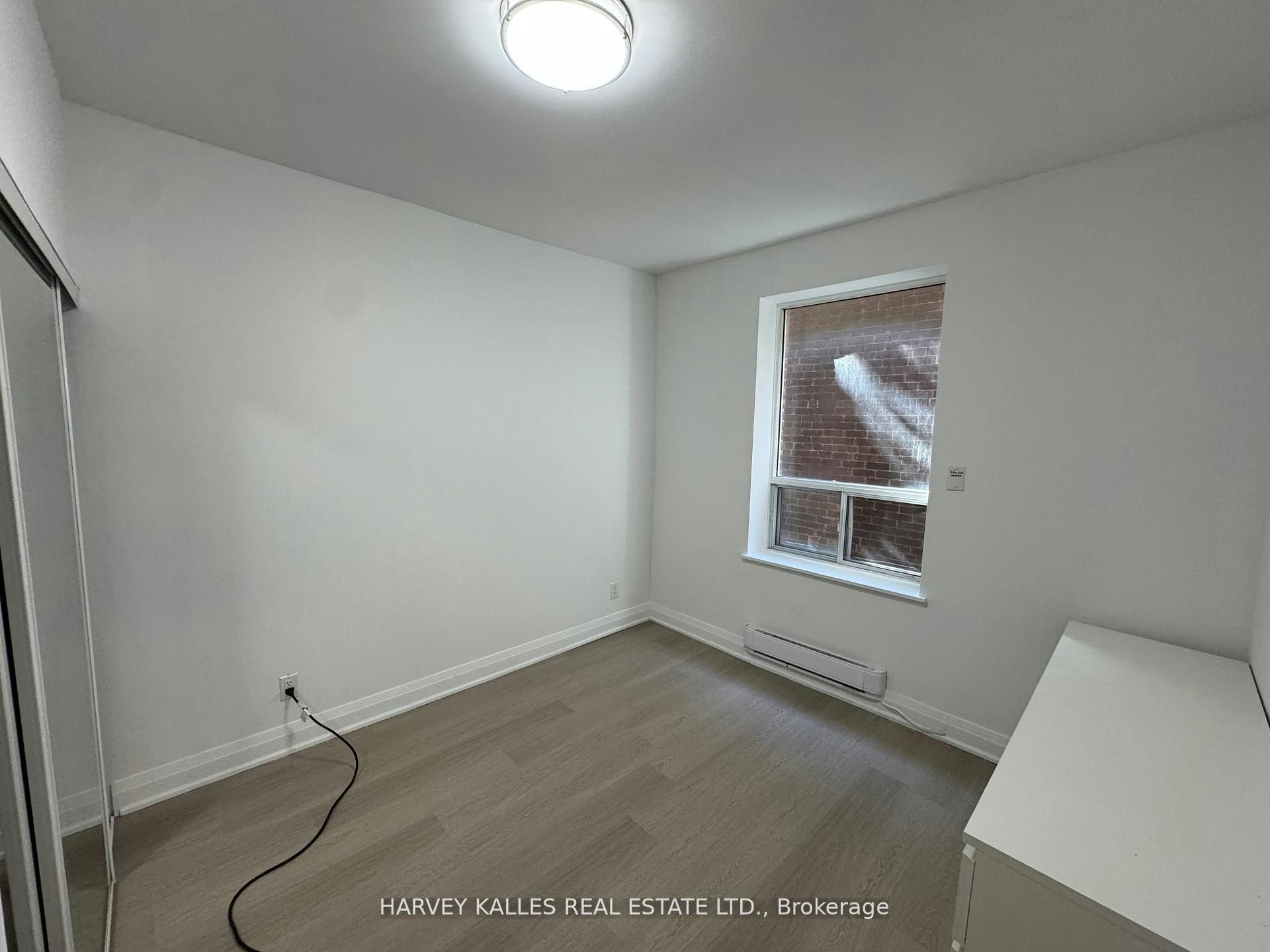 201-399 Dupont Street, Toronto, ON, M5R 1W3 - 5