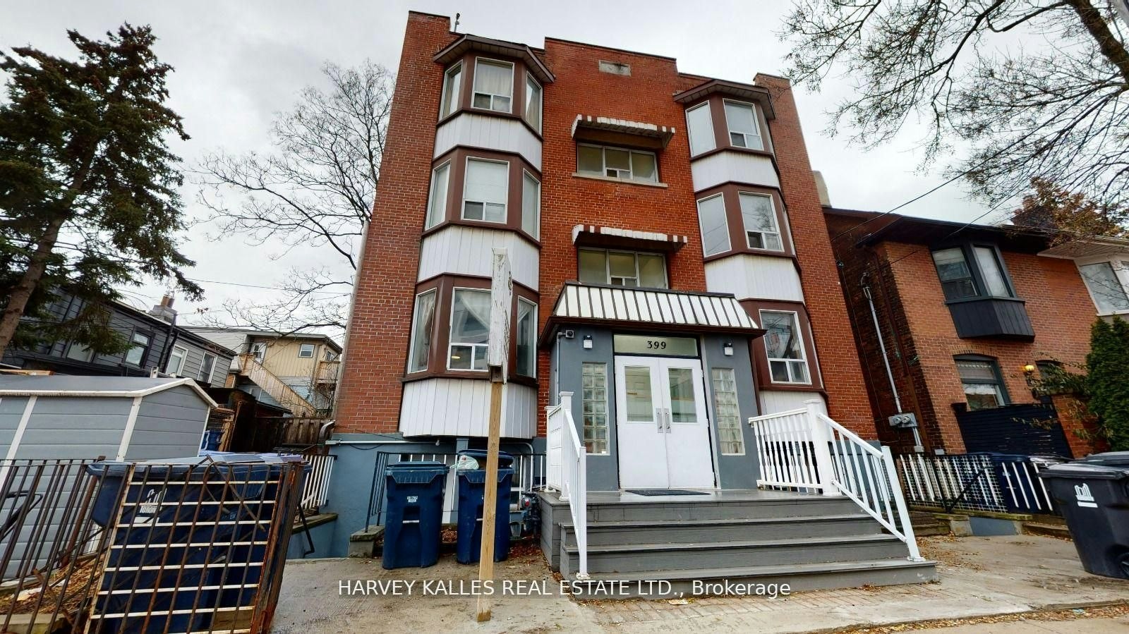 201-399 Dupont Street, Toronto, ON, M5R 1W3