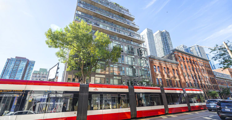 405-127 Queen Street E, Toronto, ON, M5C 1S3 - 4