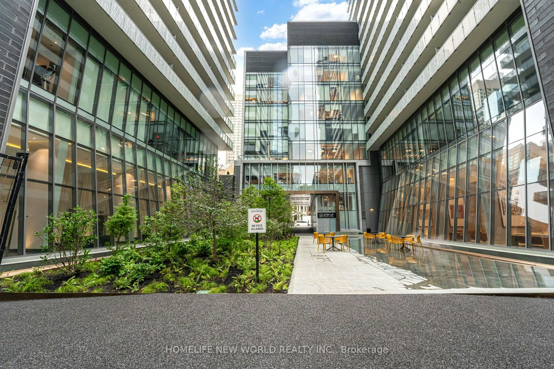 2311-50 Charles Street E, Toronto, ON, M4Y 0C3 - 3