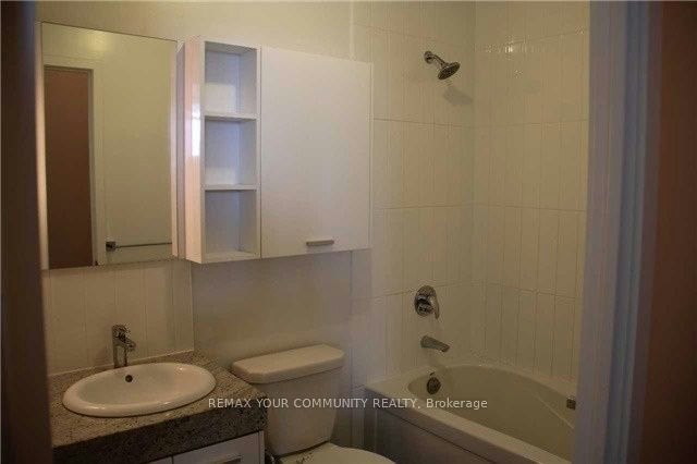 2812-29 Singer Court, Toronto, ON, M2K 0B3 - 8