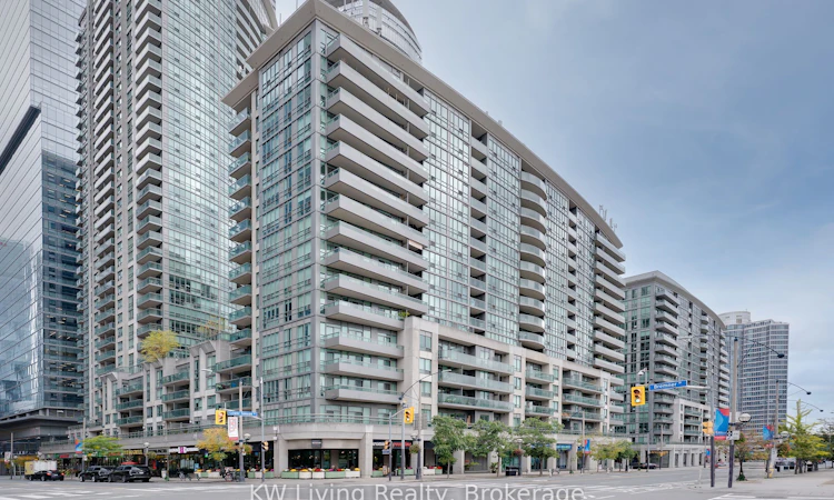 1801-51 Lower Simcoe Street