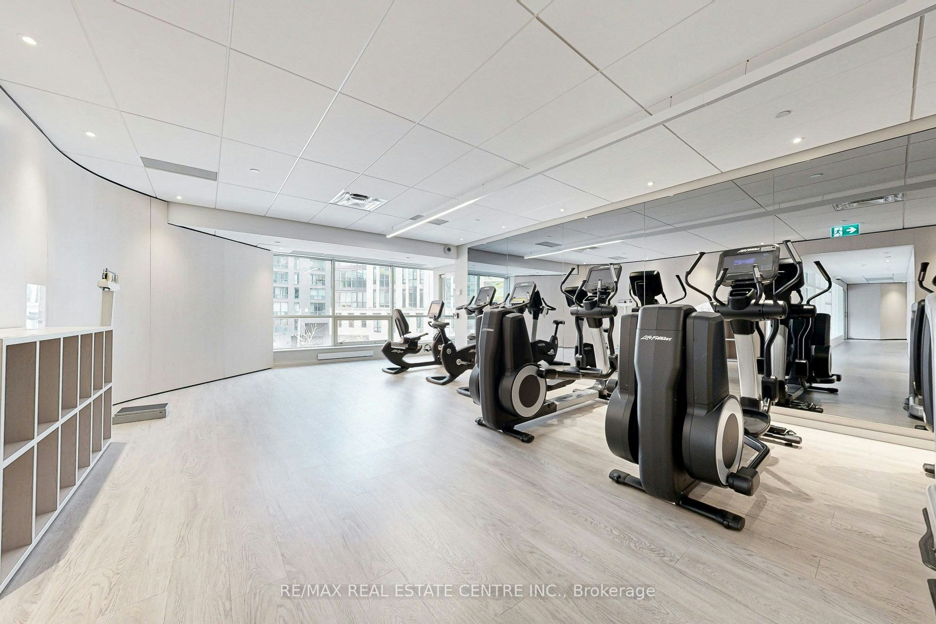1001 Bay Street, Toronto, ON, M5S 3A6 - 26