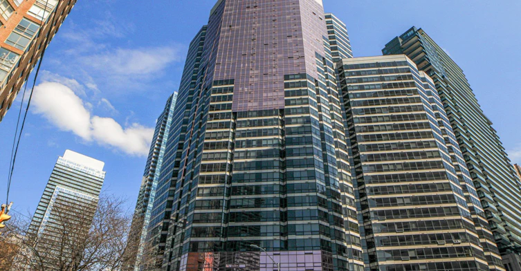 1001 Bay Street, Toronto, ON, M5S 3A6