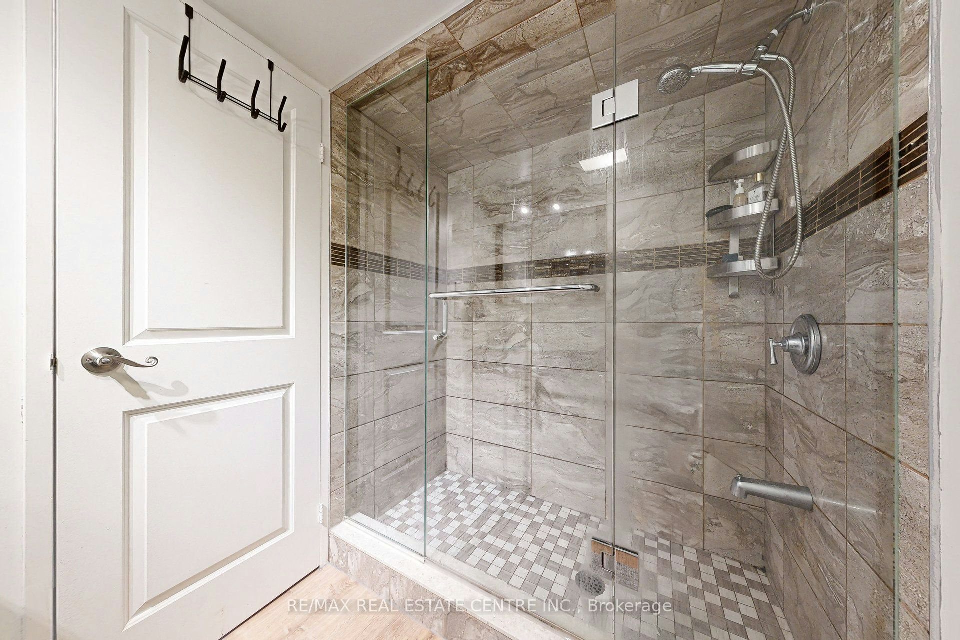 1001 Bay Street, Toronto, ON, M5S 3A6 - 23
