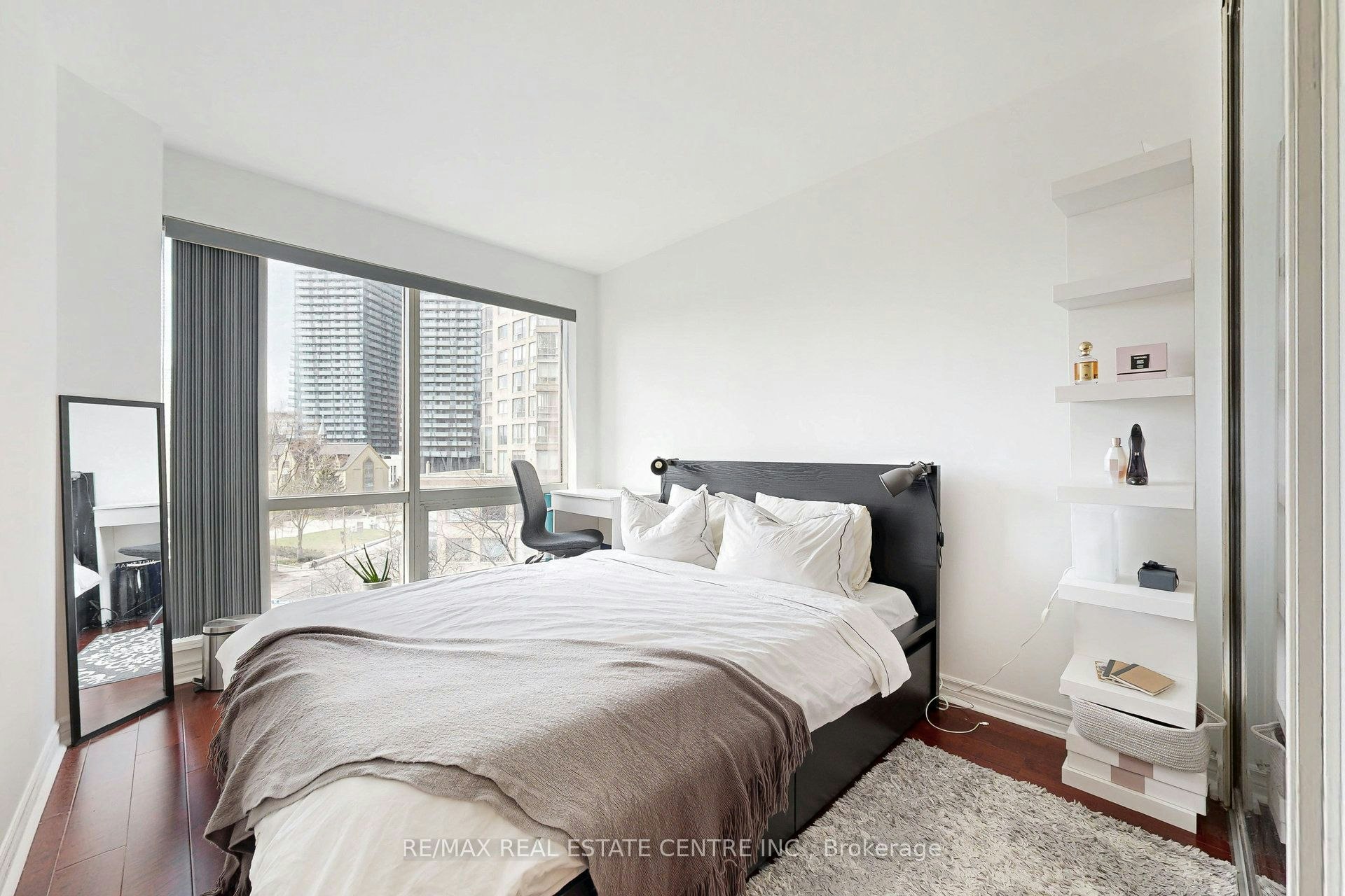 1001 Bay Street, Toronto, ON, M5S 3A6 - 16
