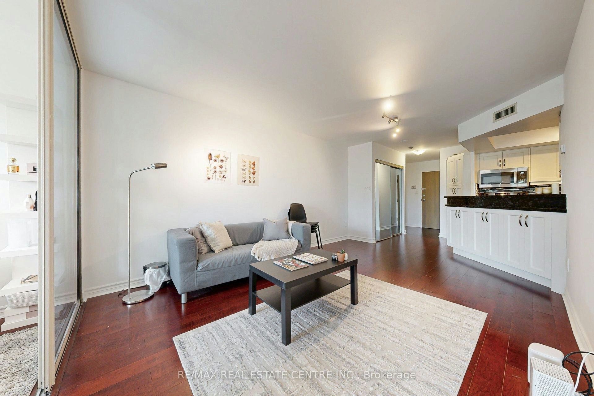 1001 Bay Street, Toronto, ON, M5S 3A6 - 9
