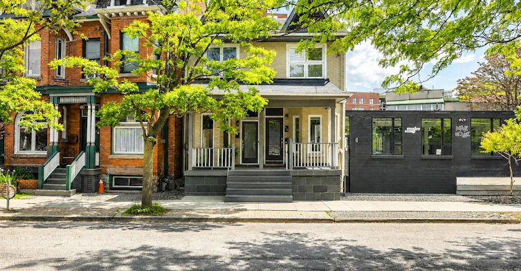 93 Walnut Avenue, Toronto, ON, M5V 2S1 - 15