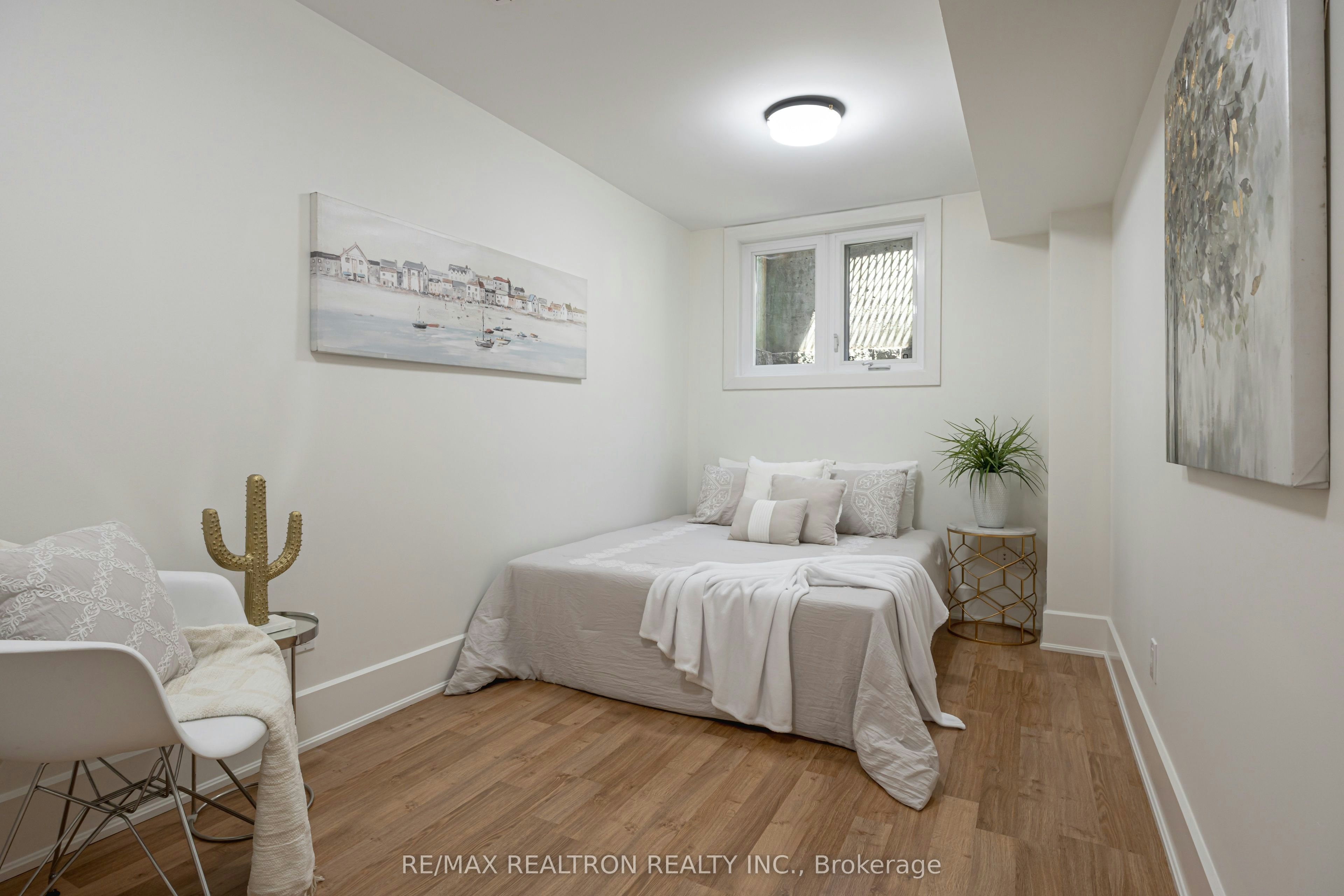 93 Walnut Avenue, Toronto, ON, M5V 2S1 - 11