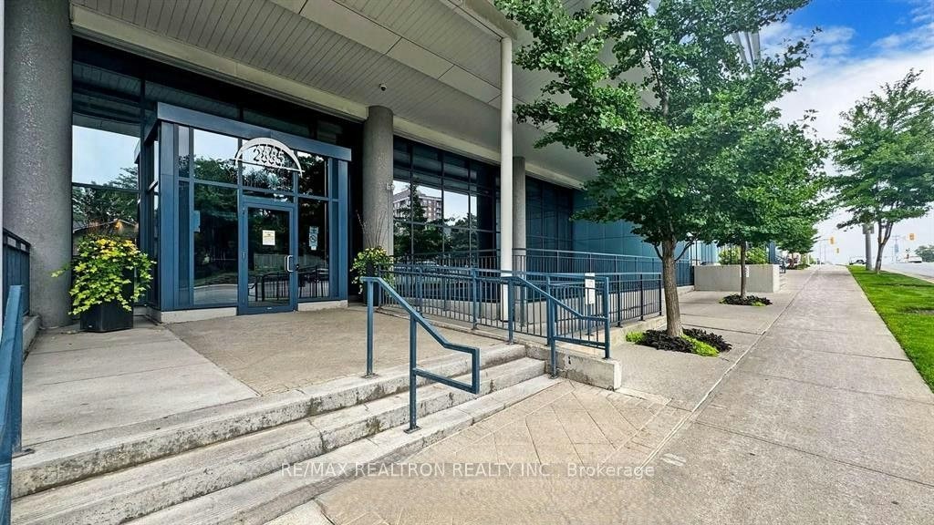 1111-2885 Bayview Avenue, Toronto, ON, M2K 0A3 - 3
