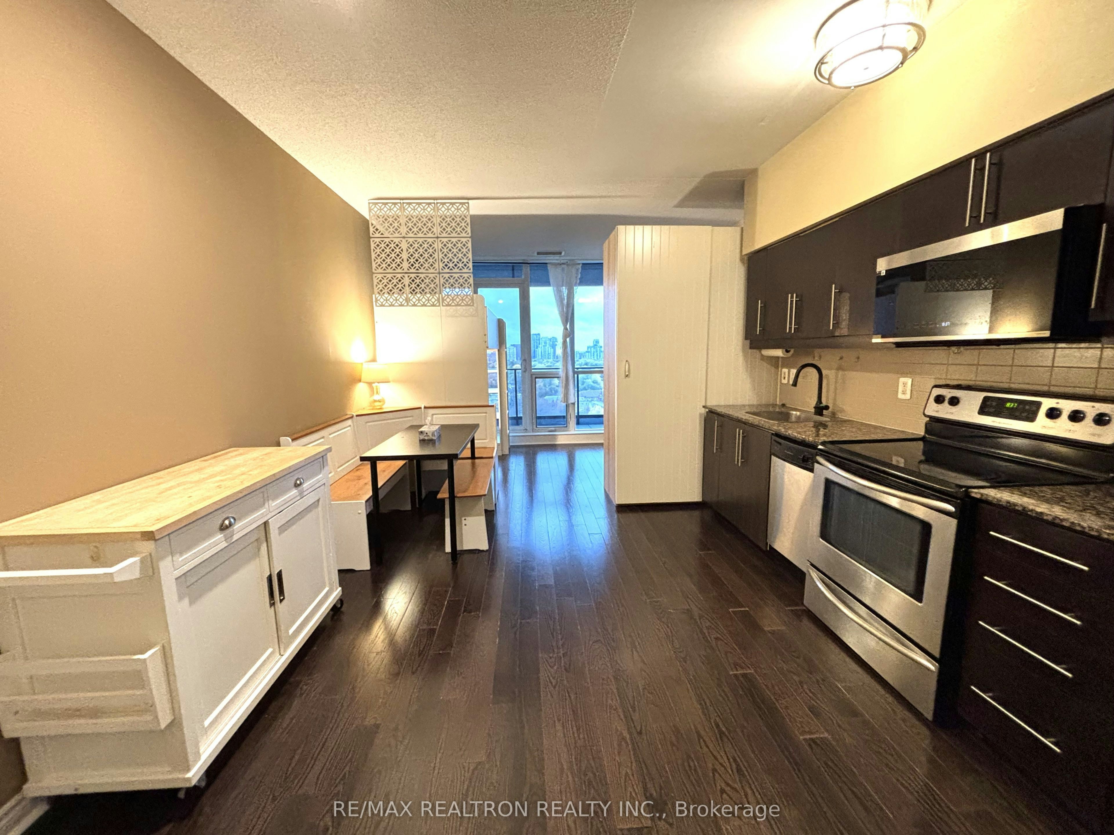 1111-2885 Bayview Avenue, Toronto, ON, M2K 0A3 - 11