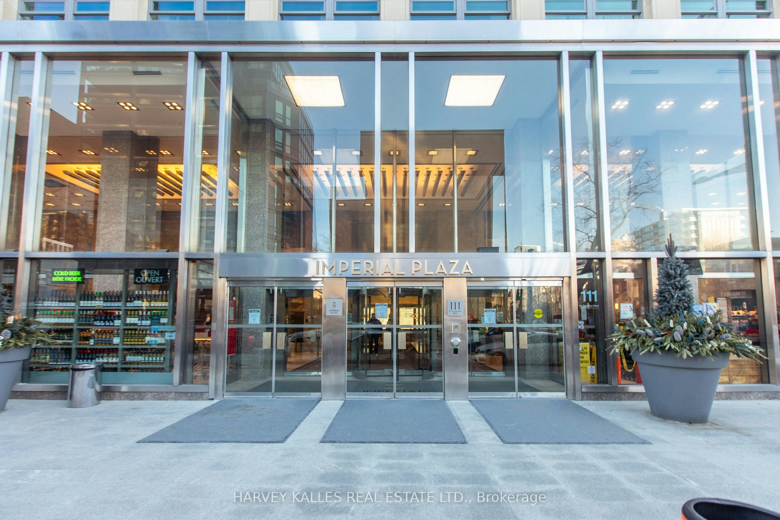 1613-111 St. Clair Avenue W, Toronto, ON, M4V 1N5 - 2