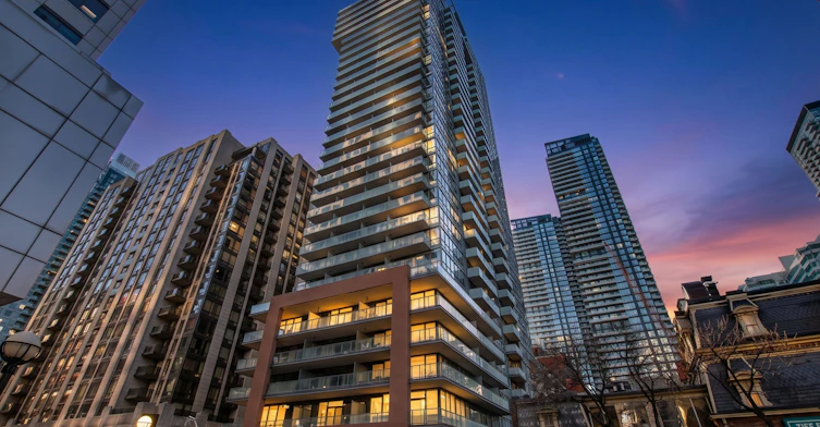 1909-8 Mercer Street, Toronto, ON, M5V 0C4