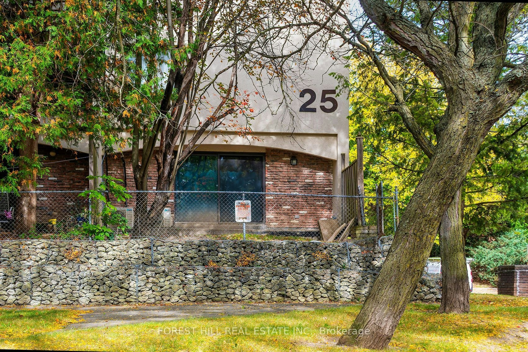 6-25 Pebble Byway, Toronto, ON, M2H 3J6 - 3