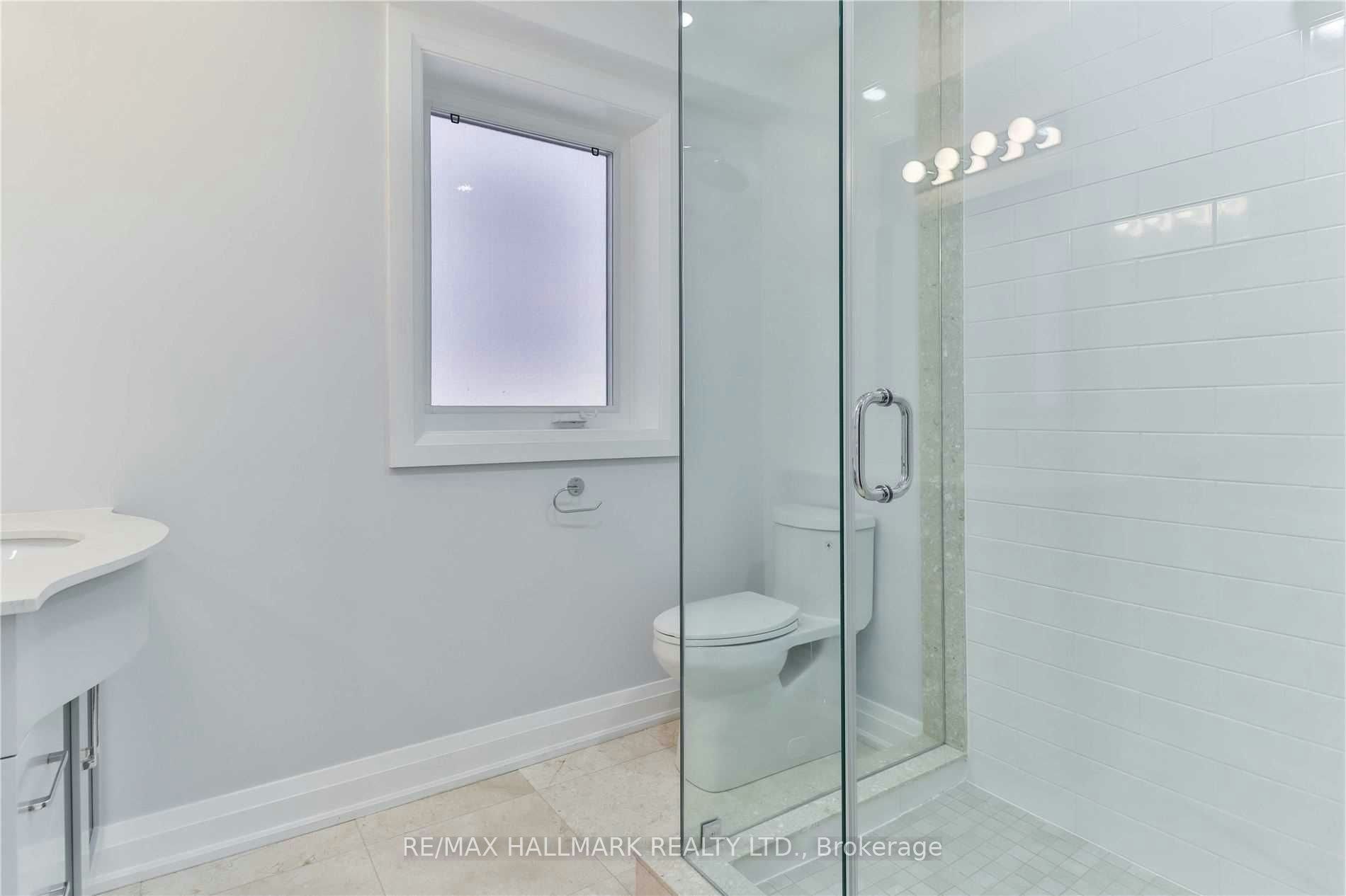 2nd Fl-880 College Street, Toronto, ON, M6H 1A3 - 8