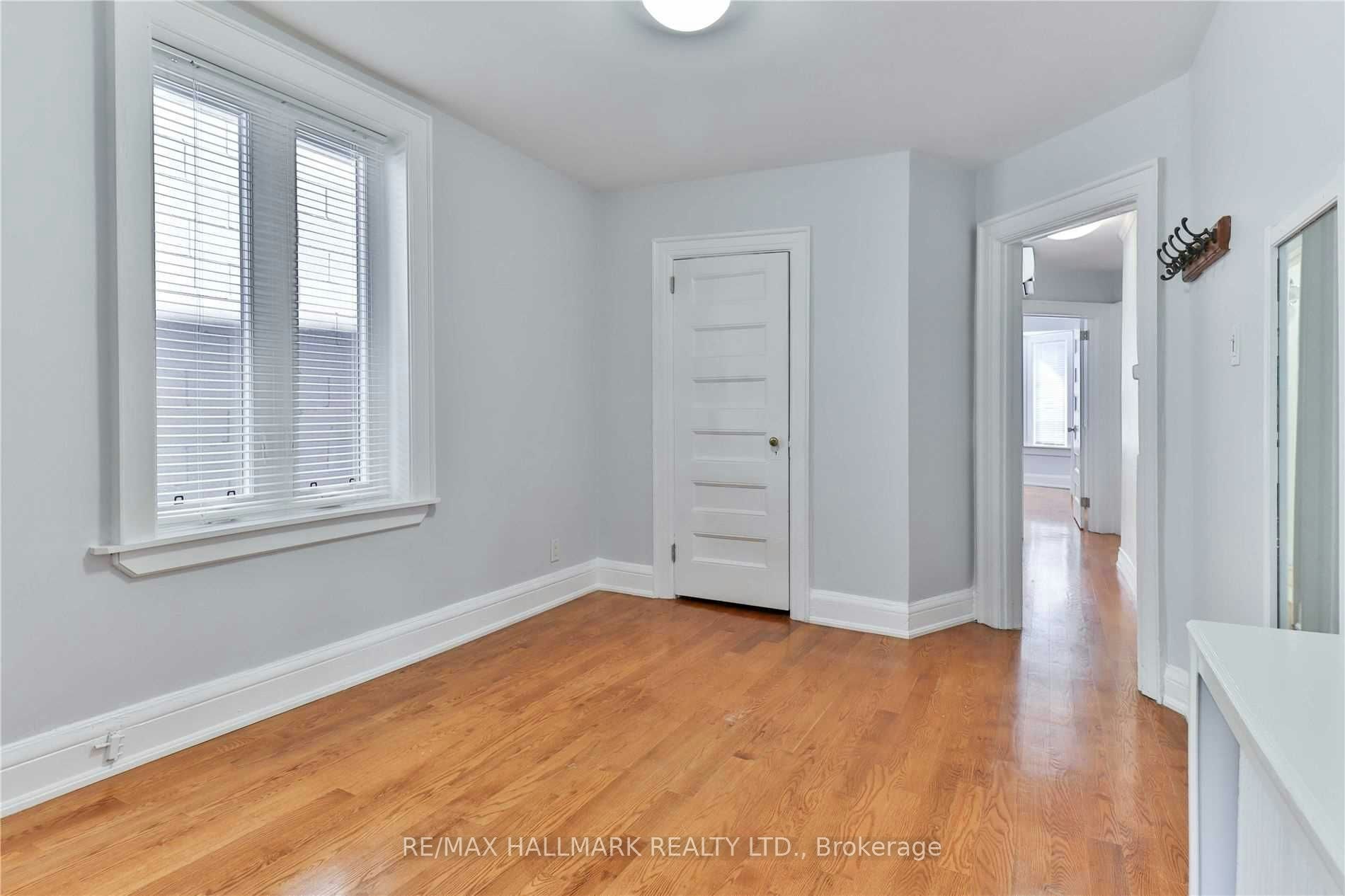 2nd Fl-880 College Street, Toronto, ON, M6H 1A3 - 4