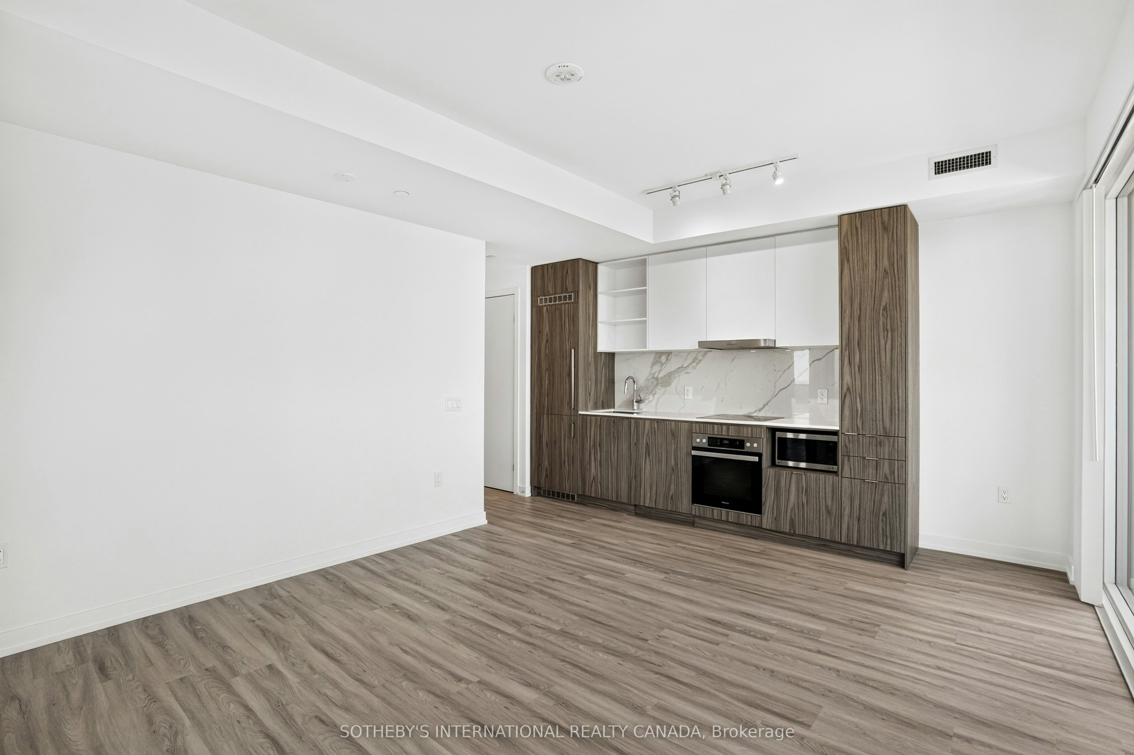 6605-55 Cooper Street, Toronto, ON, M5E 0G1 - 10