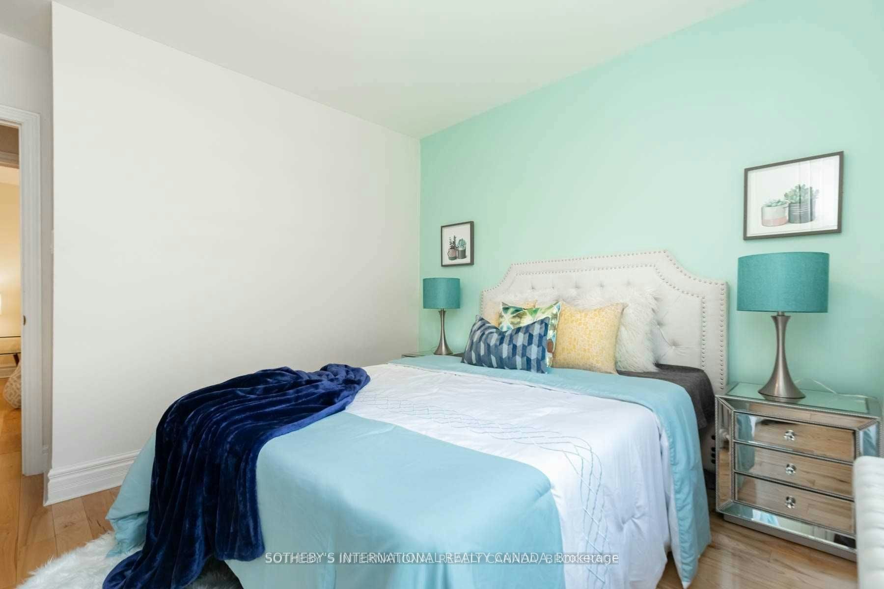 108-35 Raglan Avenue, Toronto, ON, M6C 2K7 - 13