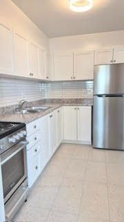1002-21 Vaughan Road, Toronto, ON, M6G 2N2 - 10