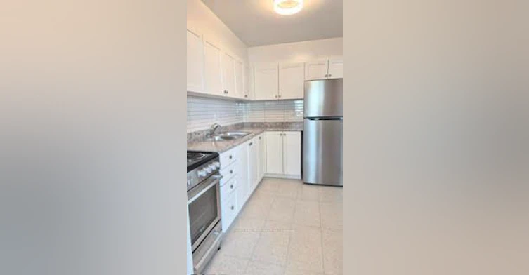 1002-21 Vaughan Road, Toronto, ON, M6G 2N2 - 10