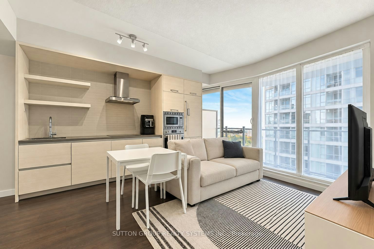 2205-2221 Yonge Street, Toronto, ON, M4S 2B4 - 10