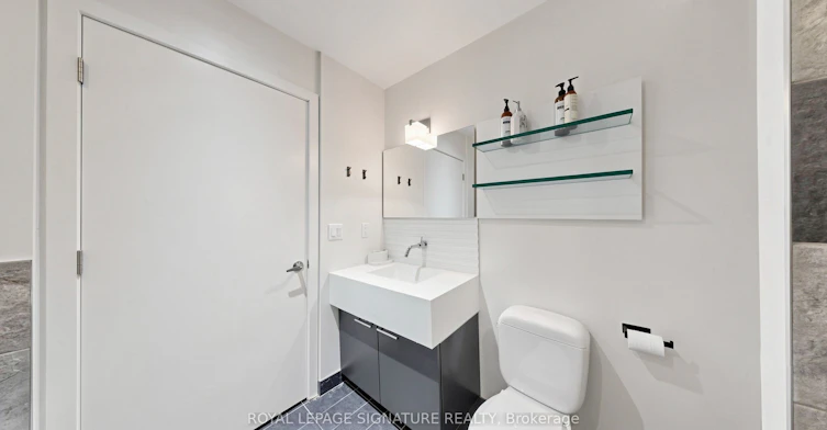 1305-552 Wellington Street W, Toronto, ON, M5V 2V5 - 34