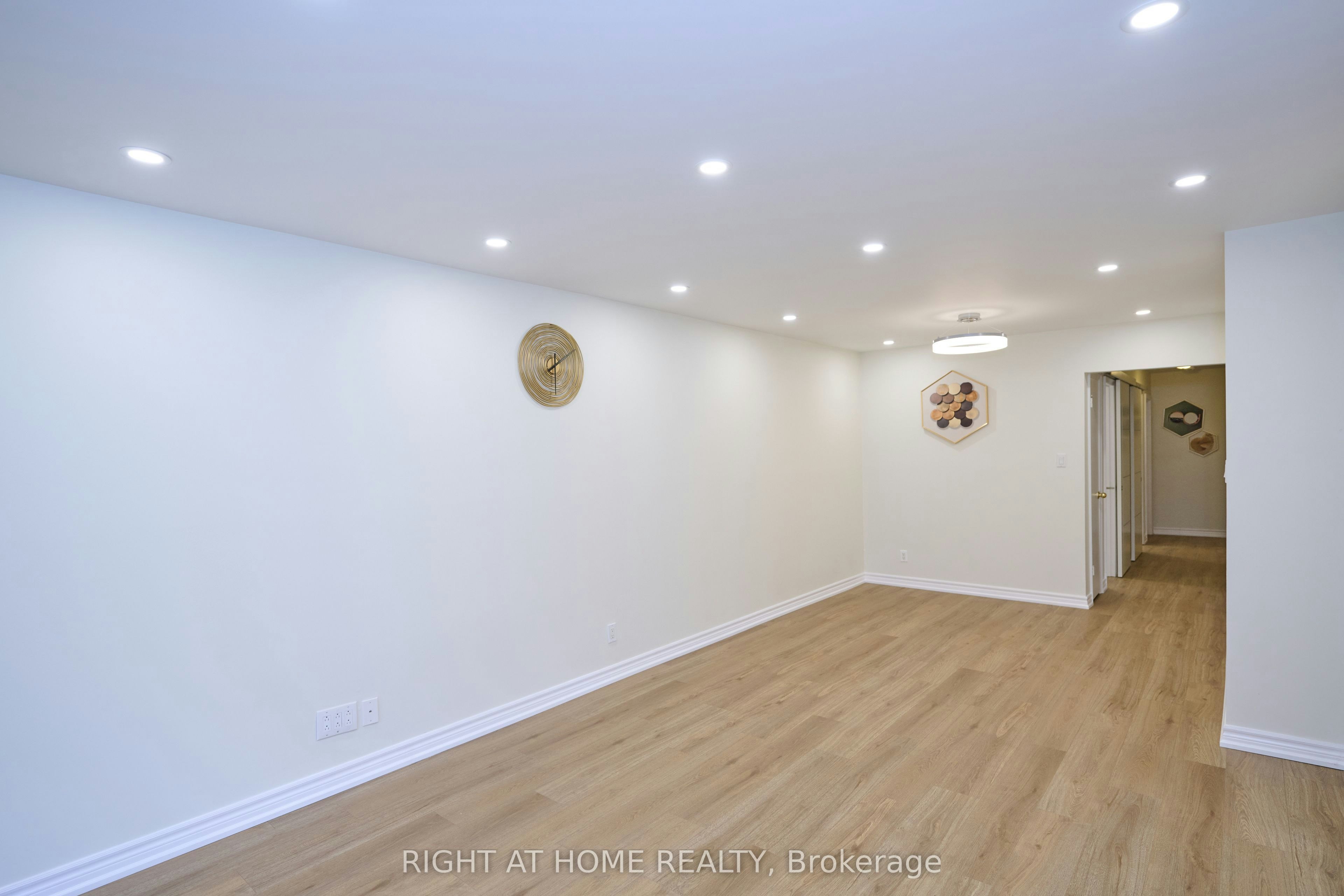 314 Dudley Avenue, Toronto, ON, M2N 4X5 - 6