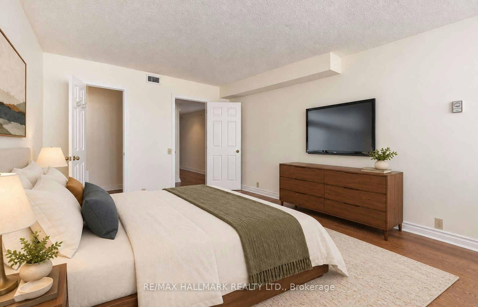 403-1177 Yonge Street, Toronto, ON, M4T 2Y4 - 2