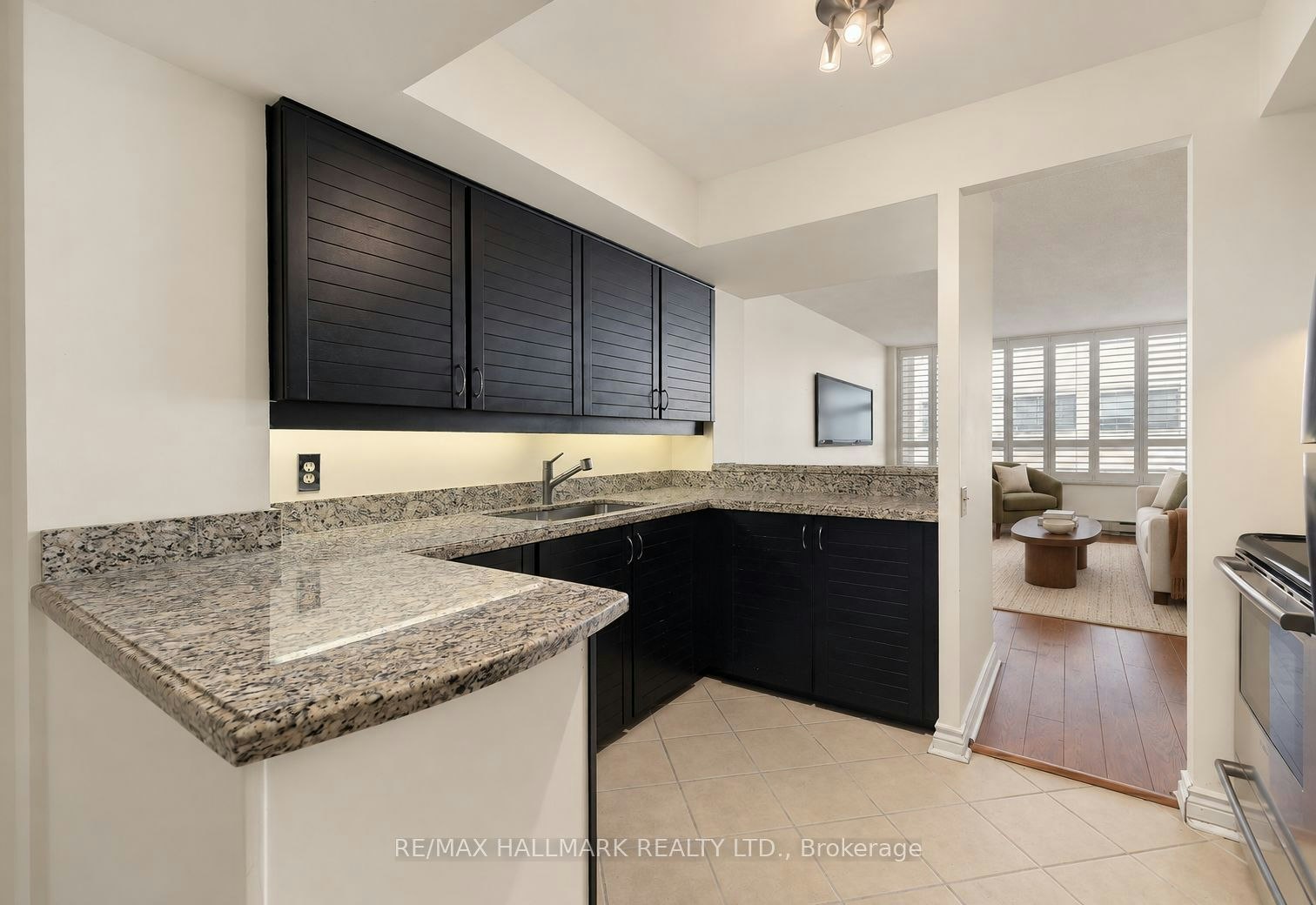 403-1177 Yonge Street, Toronto, ON, M4T 2Y4 - 10