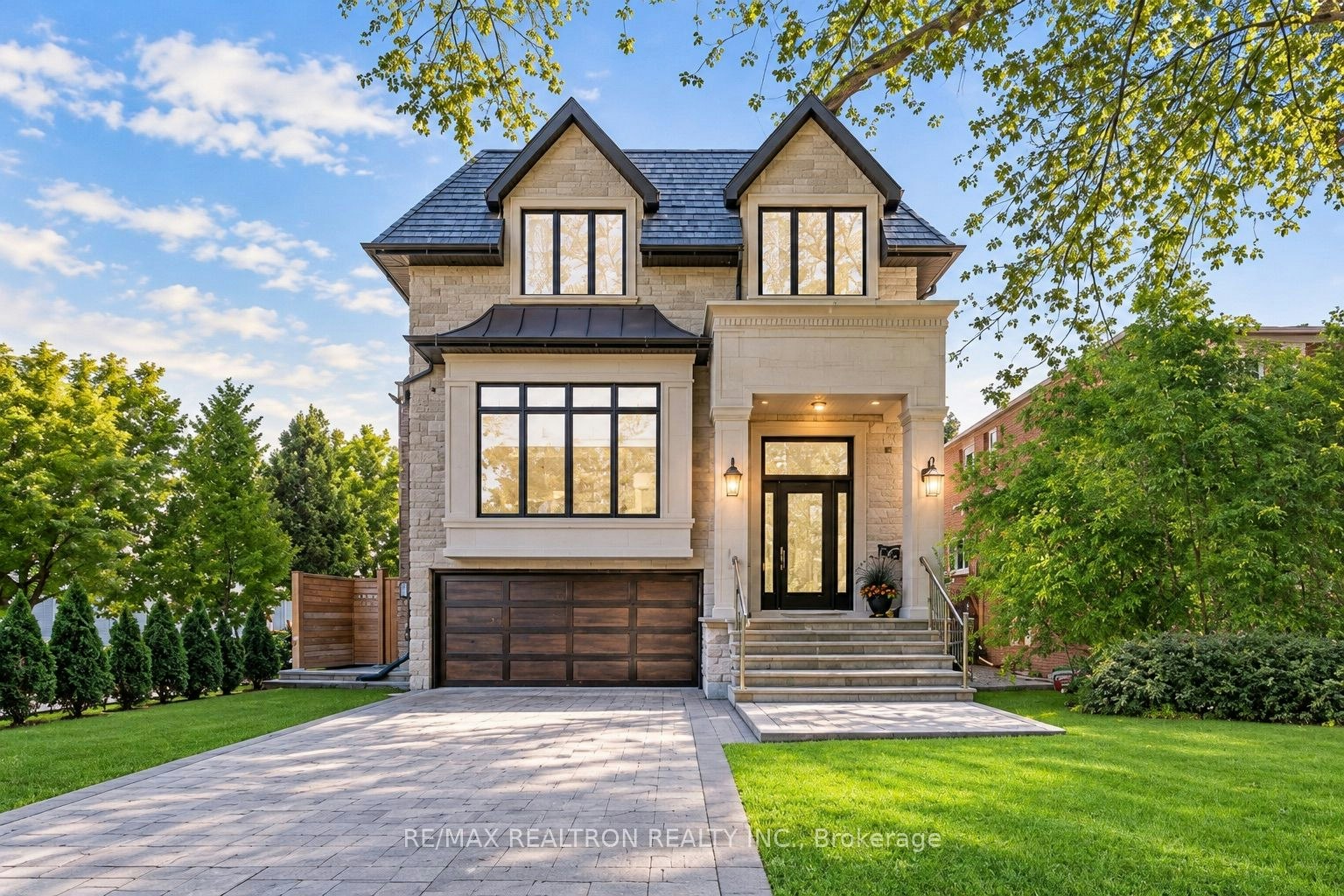 351 Mckee Avenue, Toronto, ON, M2N 4E6