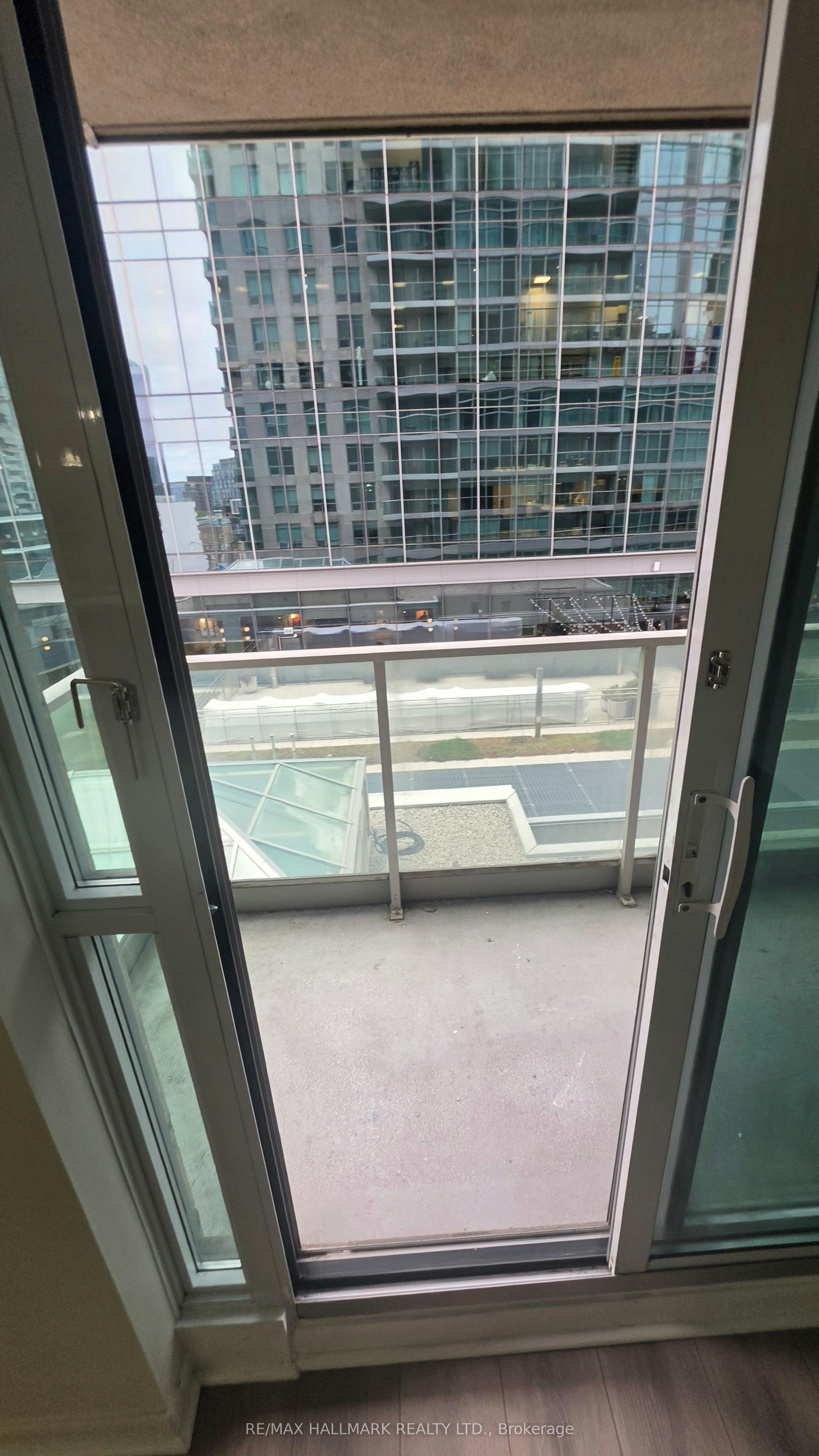 914-18 Yonge Street, Toronto, ON, M5E 1Z8 - 25