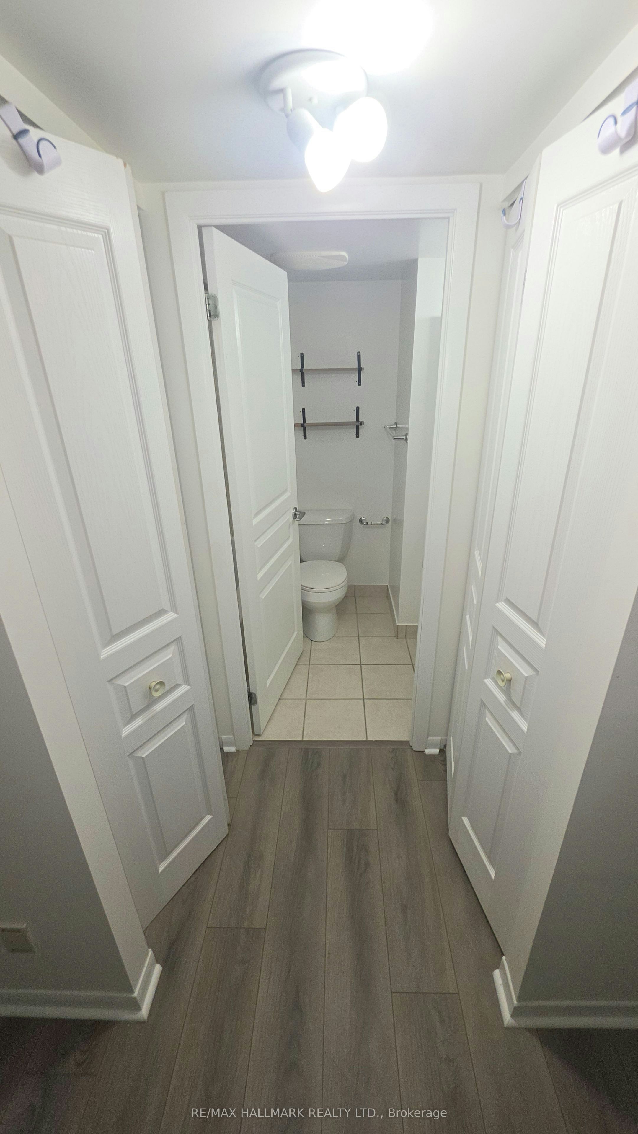 914-18 Yonge Street, Toronto, ON, M5E 1Z8 - 33