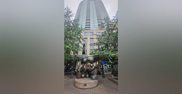 914-18 Yonge Street, Toronto, ON, M5E 1Z8 - 38