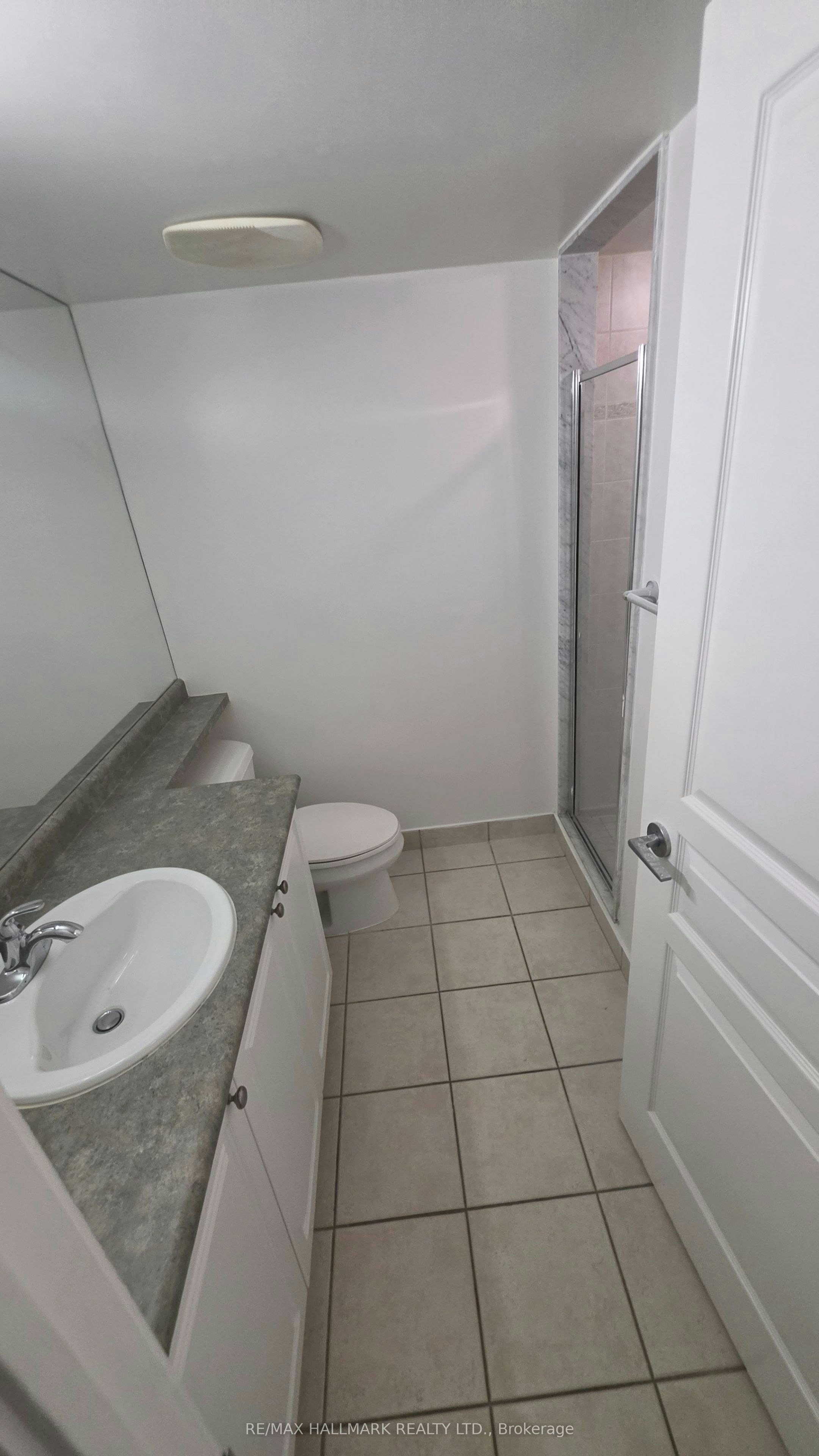 914-18 Yonge Street, Toronto, ON, M5E 1Z8 - 14