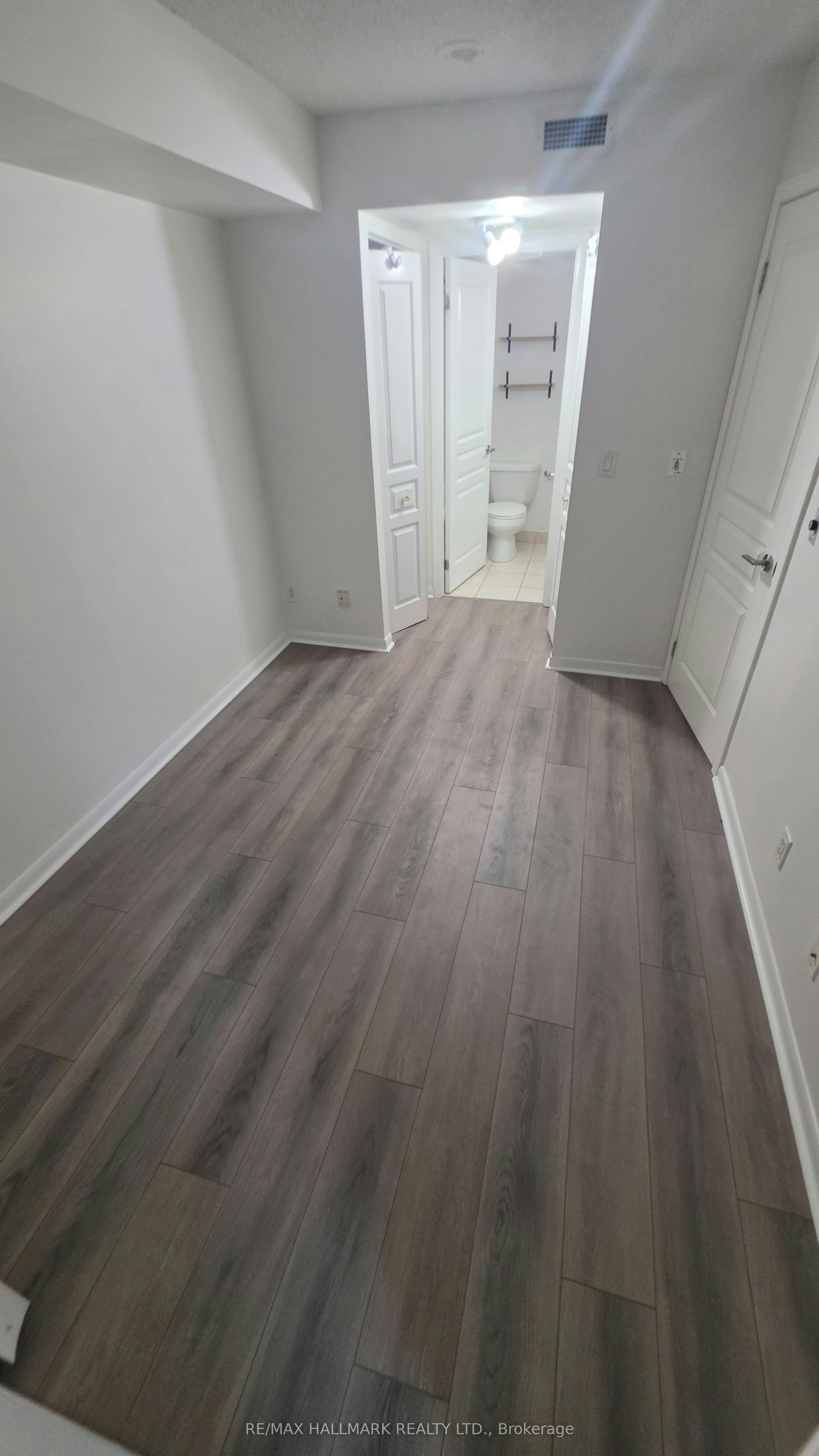 914-18 Yonge Street, Toronto, ON, M5E 1Z8 - 30