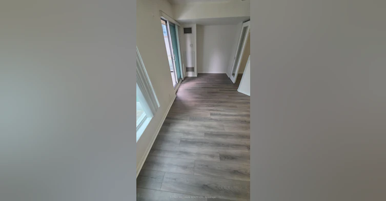 914-18 Yonge Street, Toronto, ON, M5E 1Z8 - 24