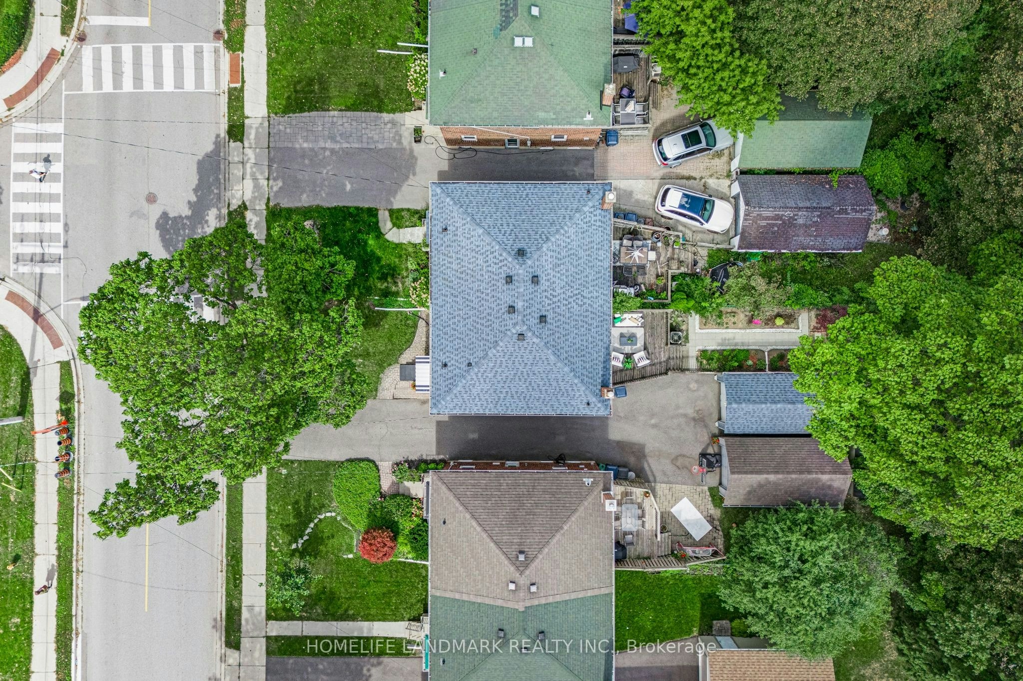 39 Brentcliffe Road, Toronto, ON, M4G 3Y4 - 35