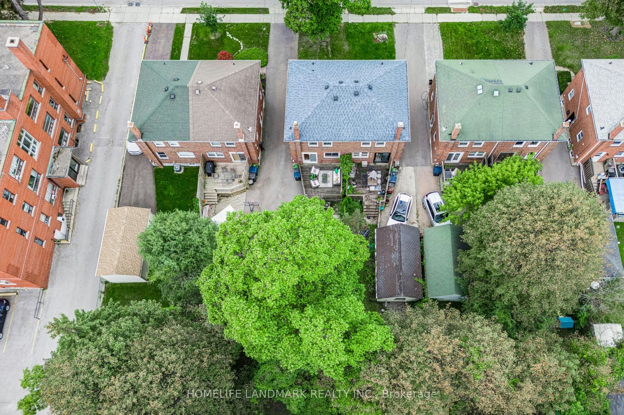 39 Brentcliffe Road, Toronto, ON, M4G 3Y4 - 49