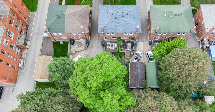 39 Brentcliffe Road, Toronto, ON, M4G 3Y4 - 49