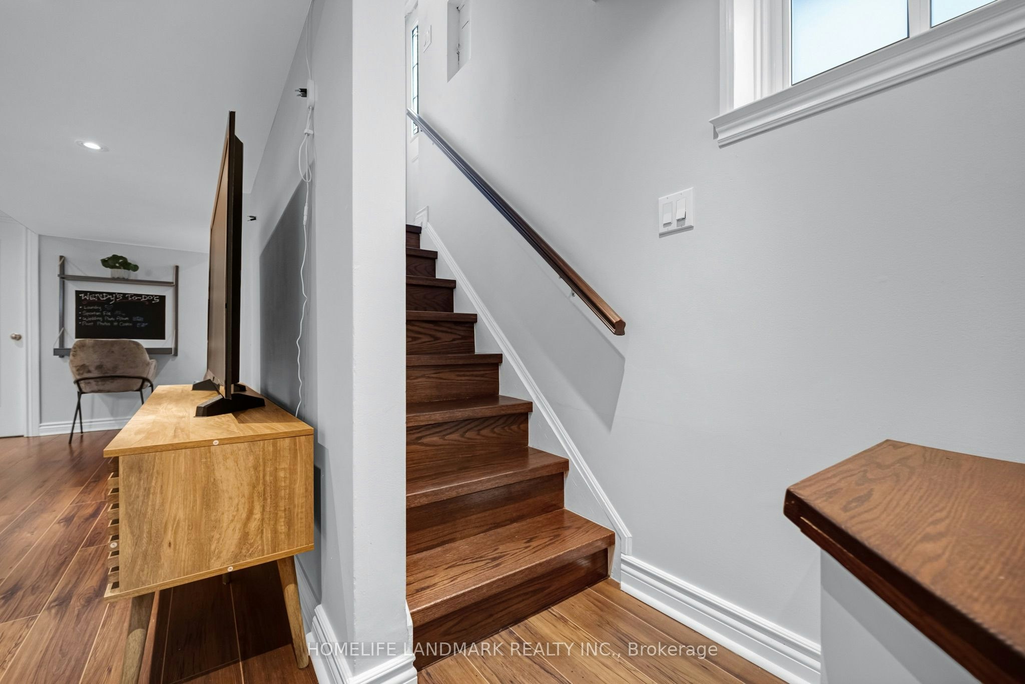 39 Brentcliffe Road, Toronto, ON, M4G 3Y4 - 29